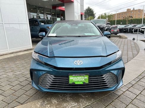 New 2026 Toyota Camry XLE image 8