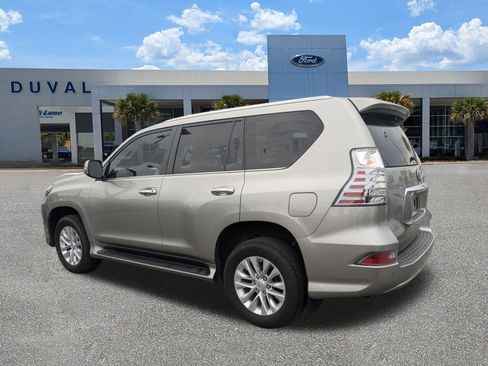 Used 2022 Lexus GX 460 Premium w/ Premium Package image 6
