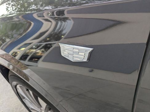 Used 2020 Cadillac XT6 Premium Luxury FWD image 7