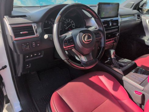 Certified 2023 Lexus GX 460 Premium image 13