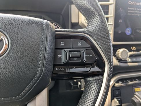 Used 2022 Toyota Tundra Limited AWD/4WD image 23