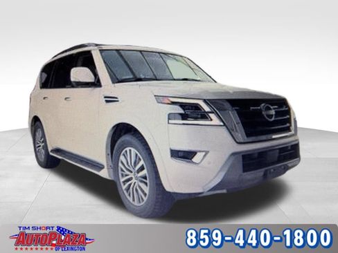 Used 2023 Nissan Armada SL w/ Captain's Chairs Package AWD/4WD image 4