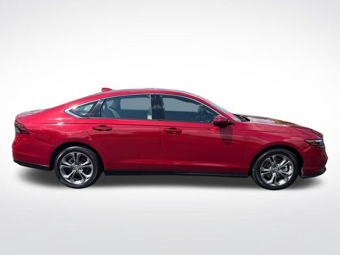 Used 2023 Honda Accord EX-L image 6