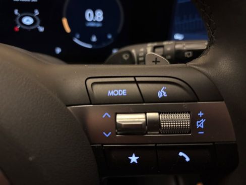 Used 2024 Hyundai Kona SEL w/ Convenience Package image 16