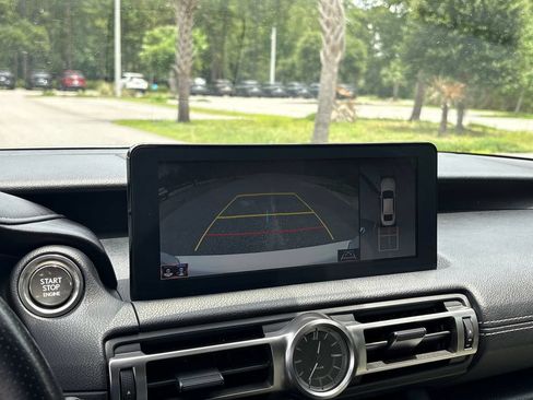 Used 2022 Lexus IS 350 F Sport RWD image 19
