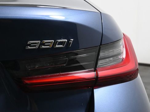 Used 2026 BMW 330i xDrive Sedan w/ Convenience Package image 13