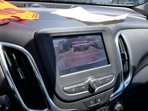 Certified 2024 Chevrolet Equinox LT w/ LPO, Floor Liner Package FWD image 21