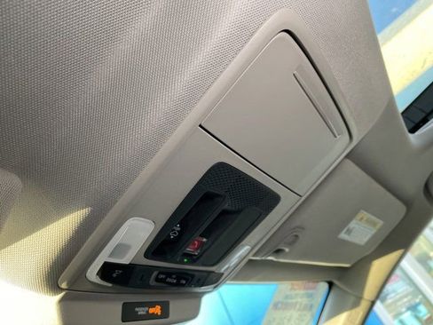 New 2025 Honda Accord EX-L image 16