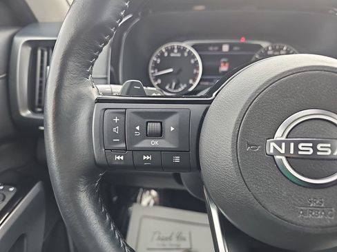 Used 2023 Nissan Pathfinder SL w/ SL Premium Package image 22