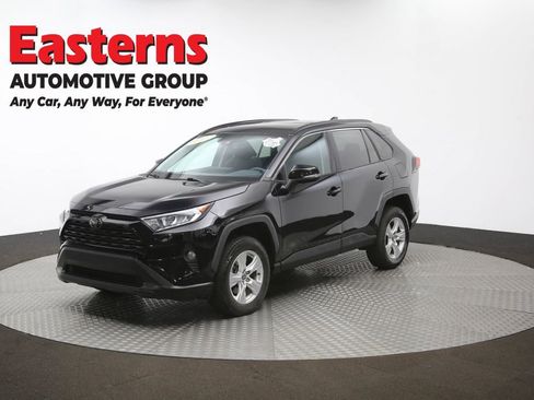 Used 2021 Toyota RAV4 XLE w/ Convenience Package image 57