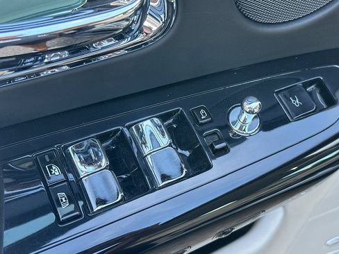 Certified 2018 Rolls-Royce Phantom Extended Wheelbase RWD image 13