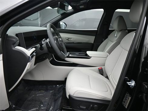 New 2026 Hyundai Tucson Limited image 11