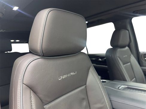 Used 2022 GMC Yukon Denali image 50