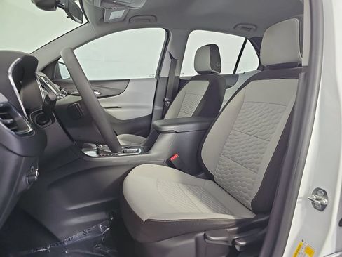 Used 2021 Chevrolet Equinox LS FWD image 14