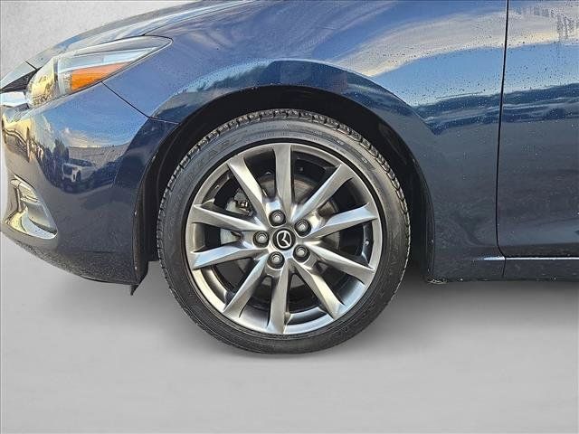 Used 2018 MAZDA MAZDA3 Touring FWD image 22