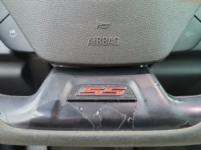Used 2020 Chevrolet Camaro SS RWD image 21