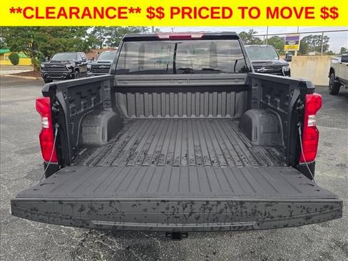 New 2026 Chevrolet Silverado 1500 Custom w/ LPO, Dark Essentials Package AWD/4WD image 29