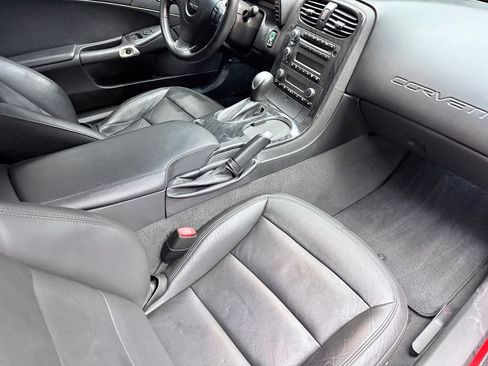 Used 2012 Chevrolet Corvette Grand Sport image 12