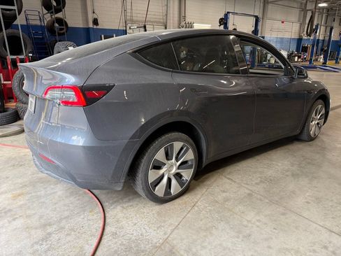 Used 2020 Tesla Model Y Long Range AWD/4WD image 6