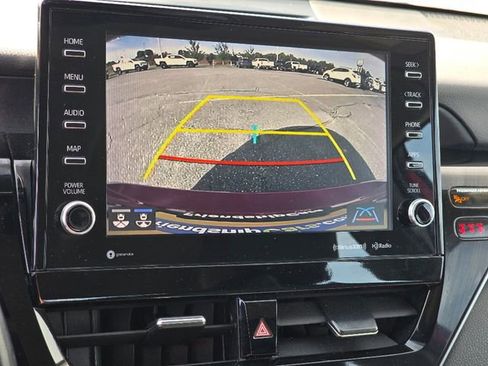 Used 2023 Toyota Camry XLE image 6