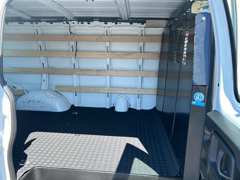 Used 2023 Chevrolet Express 2500 w/ Driver Convenience Package image 24