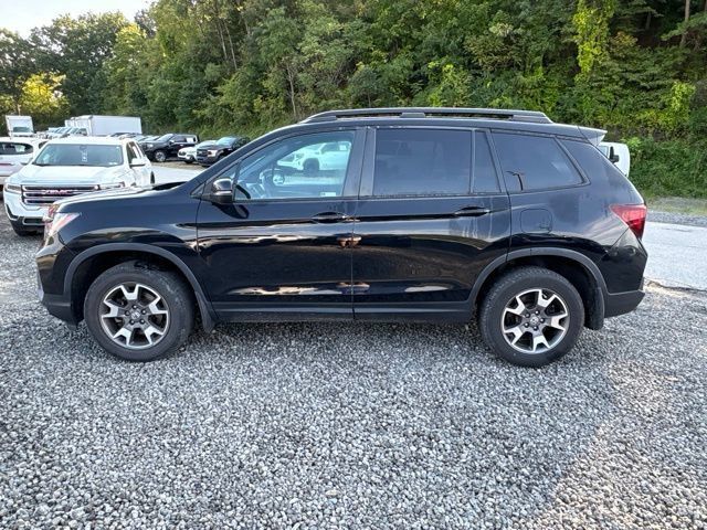 Used 2022 Honda Passport TrailSport image 2