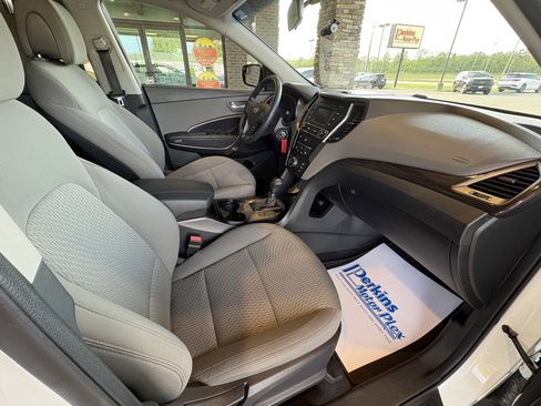 Used 2018 Hyundai Santa Fe Sport FWD image 24