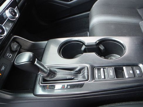 Used 2023 Honda Civic Sport image 17