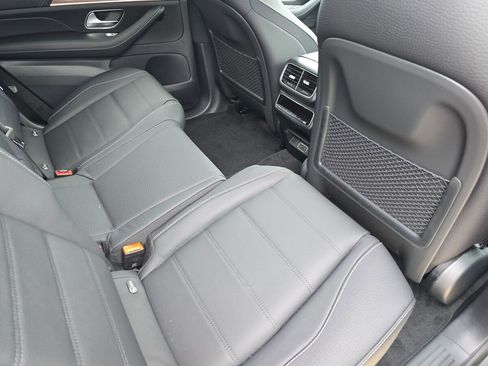 New 2026 Mercedes-Benz GLS 580 4MATIC image 11