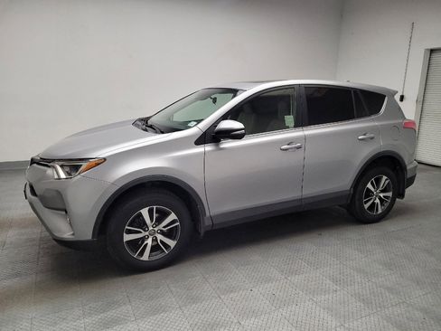 Used 2018 Toyota RAV4 XLE w/ All Weather Liner Package FWD image 2