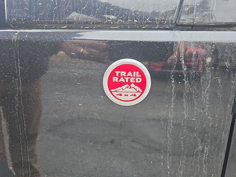 Used 2015 Jeep Wrangler Rubicon image 3