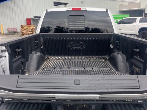 Used 2018 Ford F150 Platinum w/ Equipment Group 701A Luxury image 10