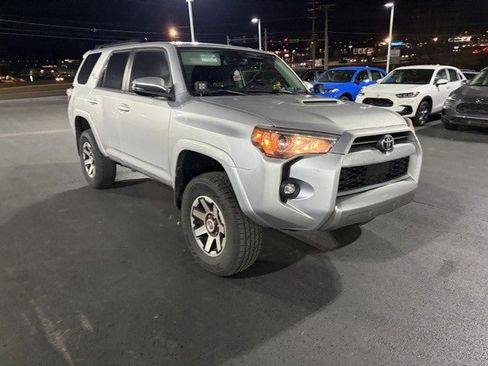Used 2021 Toyota 4Runner TRD Off-Road Premium image 9