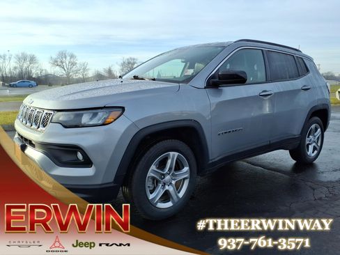 Certified 2024 Jeep Compass Latitude w/ Altitude Special Edition image 4