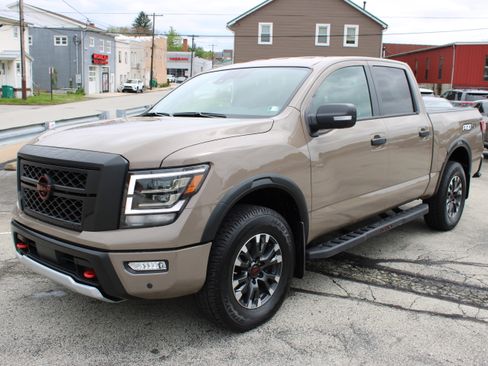 Certified 2023 Nissan Titan PRO-4X w/ Pro-4x Convenience Package AWD/4WD image 1