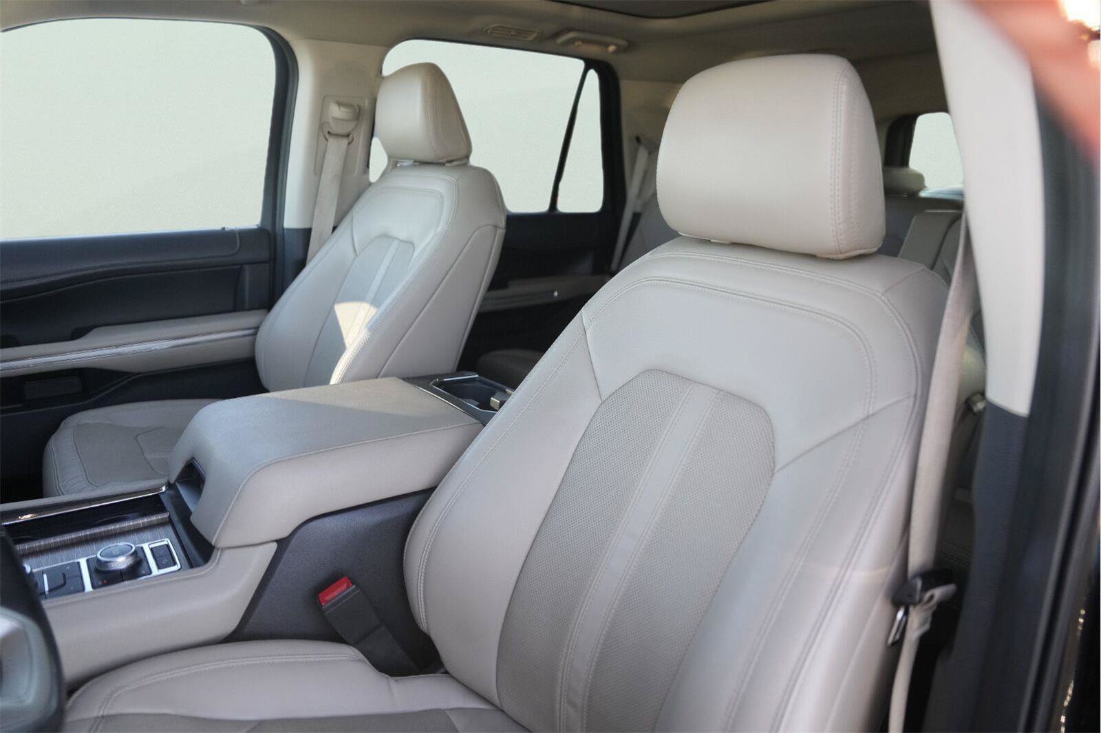 Used 2023 Ford Expedition Limited AWD/4WD image 10