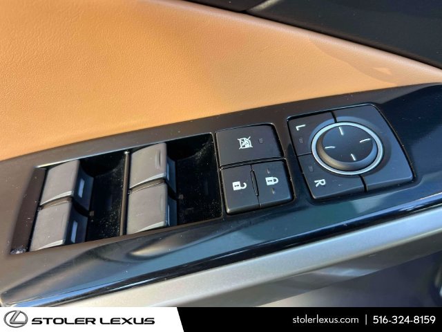 Used 2019 Lexus IS 300 AWD w/ Navigation Package image 19
