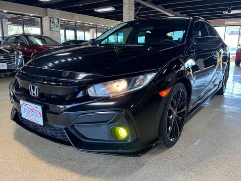 Used 2021 Honda Civic Sport image 3