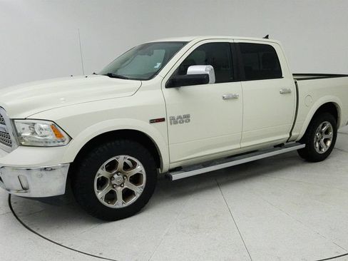 Used 2016 RAM 1500 Laramie w/ Convenience Group RWD image 3