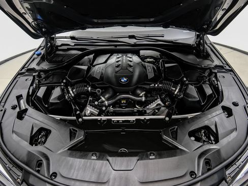 Used 2022 BMW M850i xDrive Coupe w/ Driving Assistance Package AWD/4WD image 53