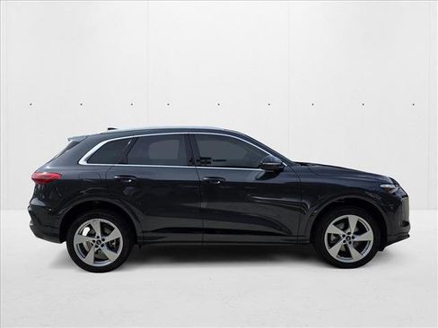 New 2025 Audi Q5 Premium Plus w/ Premium Plus image 4