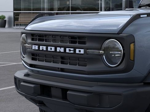 New 2025 Ford Bronco Base image 20