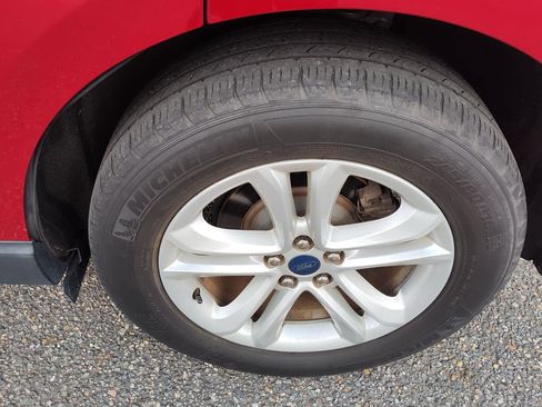 Used 2020 Ford Edge SEL w/ Convenience Package image 8