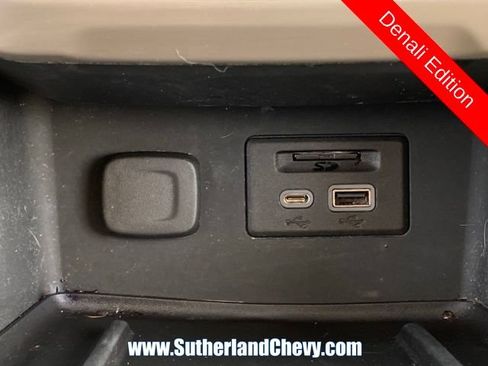 Used 2023 GMC Acadia Denali AWD/4WD image 36