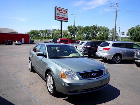 Used 2006 Ford Five Hundred SEL FWD image 1