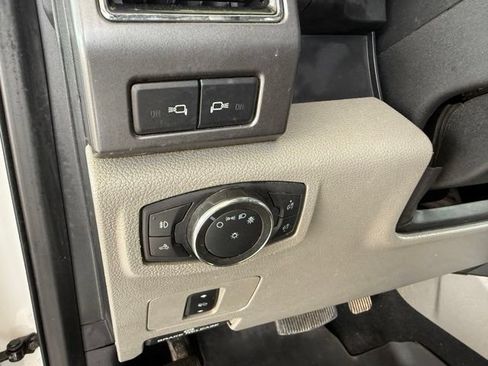 Used 2020 Ford F250 XLT w/ XLT Premium Package AWD/4WD image 15