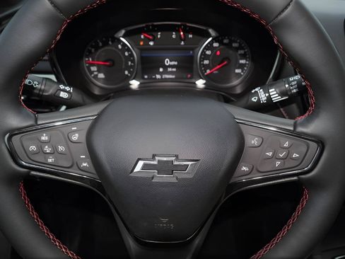 Used 2023 Chevrolet Equinox RS w/ RS Leather Package FWD image 31