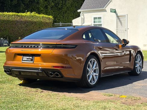 Certified 2026 Porsche Panamera GTS AWD/4WD image 8