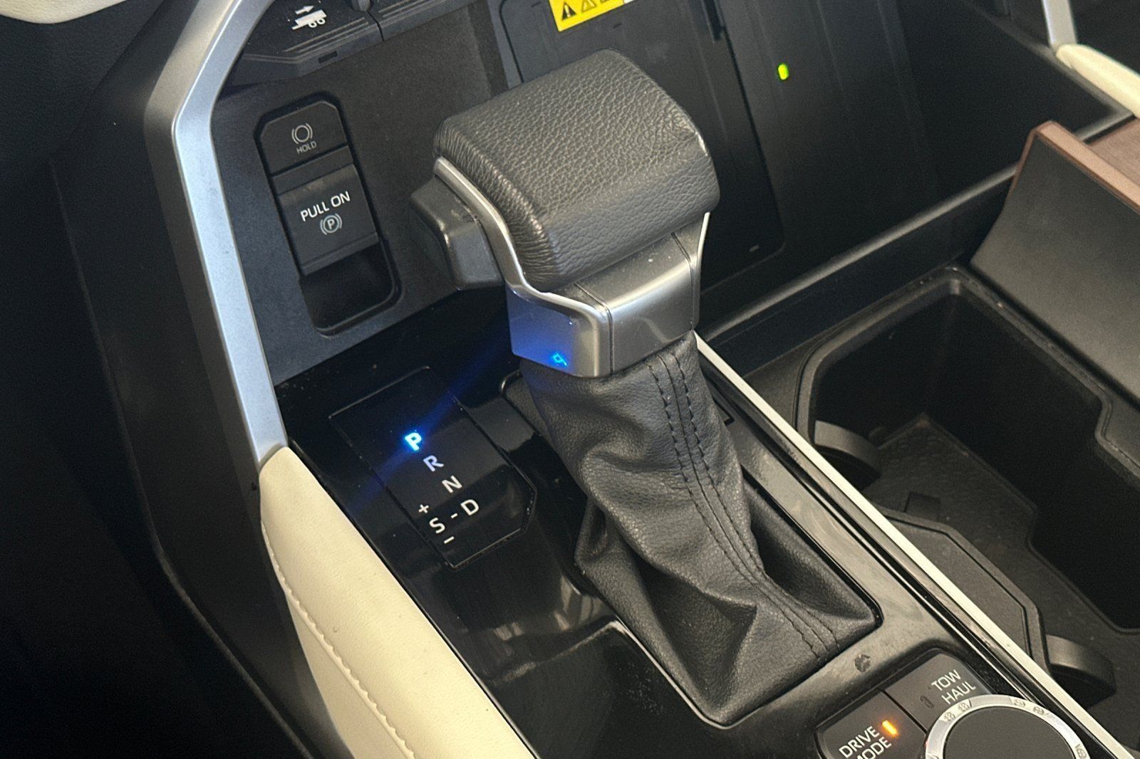 Used 2023 Toyota Tundra Capstone AWD/4WD image 19