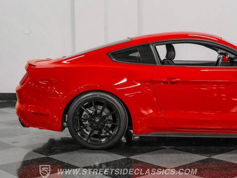 Used 2017 Ford Mustang GT RWD image 27